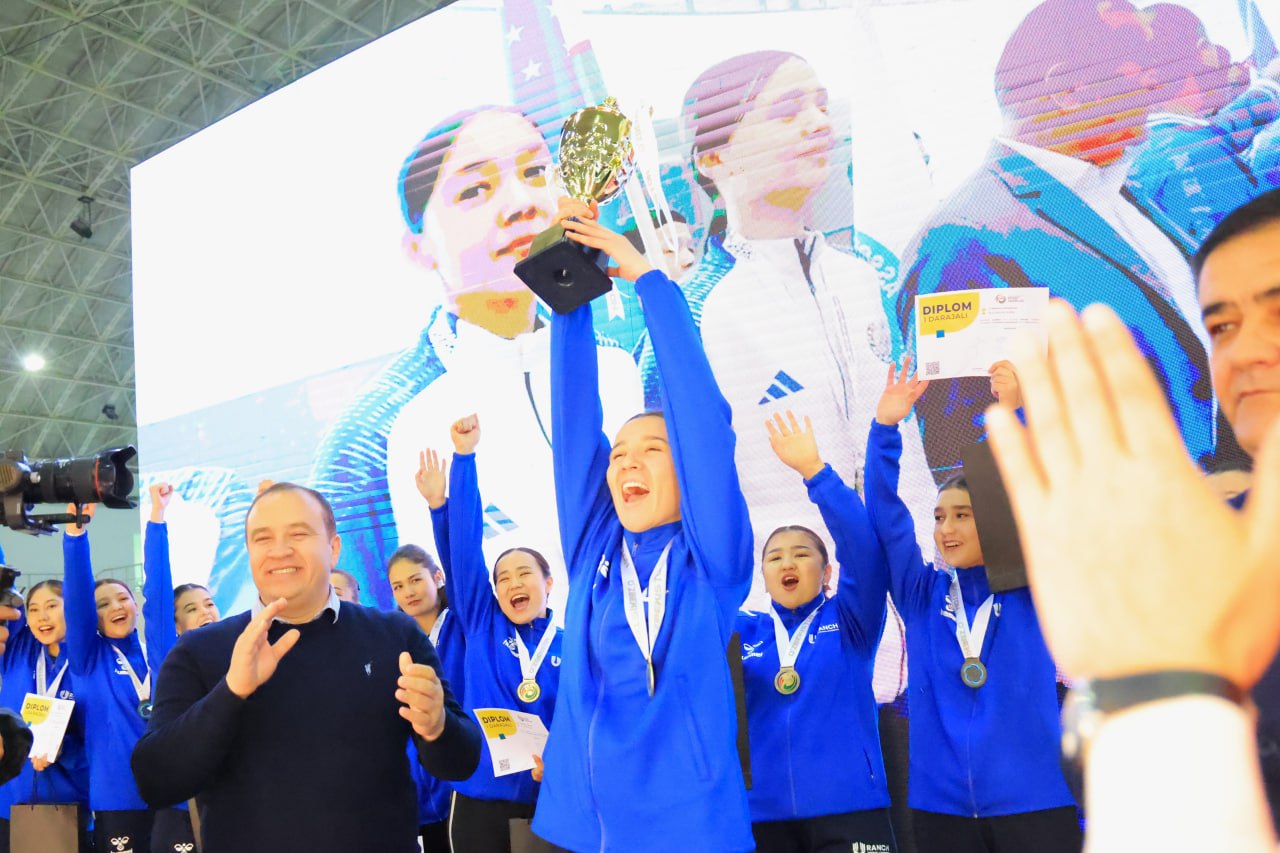 🏐Gandbol bo'yicha O‘zbekiston chempionati o'tkazildi

Urganch shahrida joylashgan "Yoshlik"...