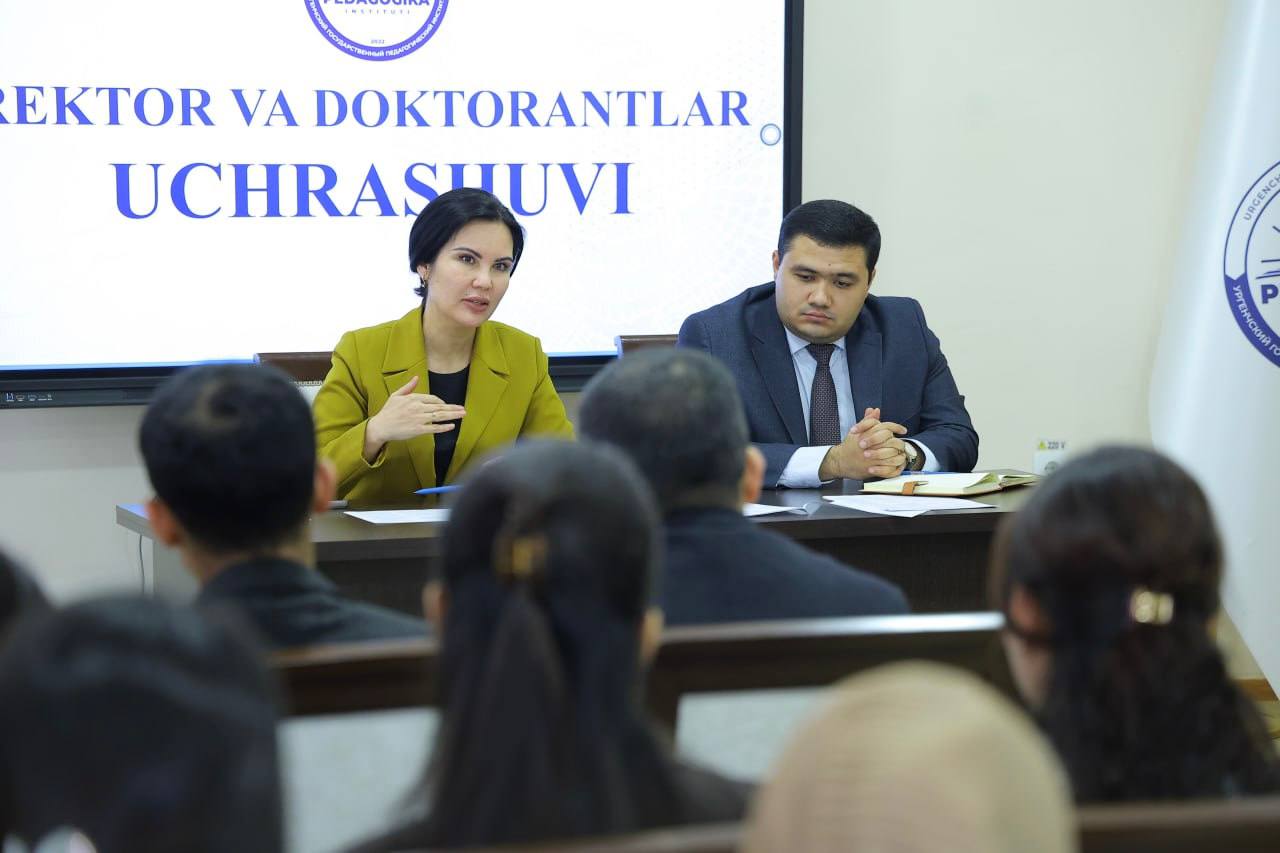 🤩 Rektor doktorantlar bilan uchrashdi

Bugun Urganch davlat pedagogika...