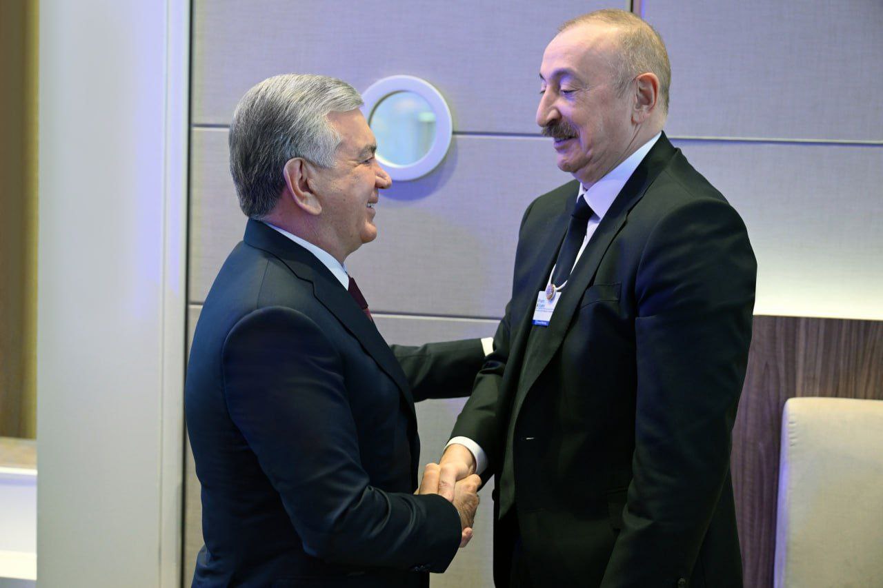 Tinchlik kengashi Nizomini imzolash marosimi doirasida Oʻzbekiston Respublikasi...