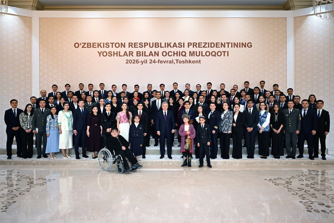Prezident Shavkat Mirziyoyevning yoshlar bilan uchrashuvi samimiy va...