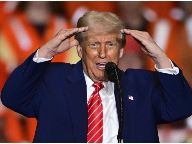 Теҳрон вақт чўзаётгани учун бадал тўлаши керак – Трамп