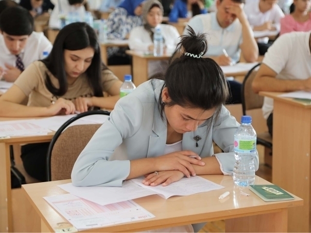 Ҳар уч абитуриентдан бири 56,7 баллни ҳам тўплай олмади